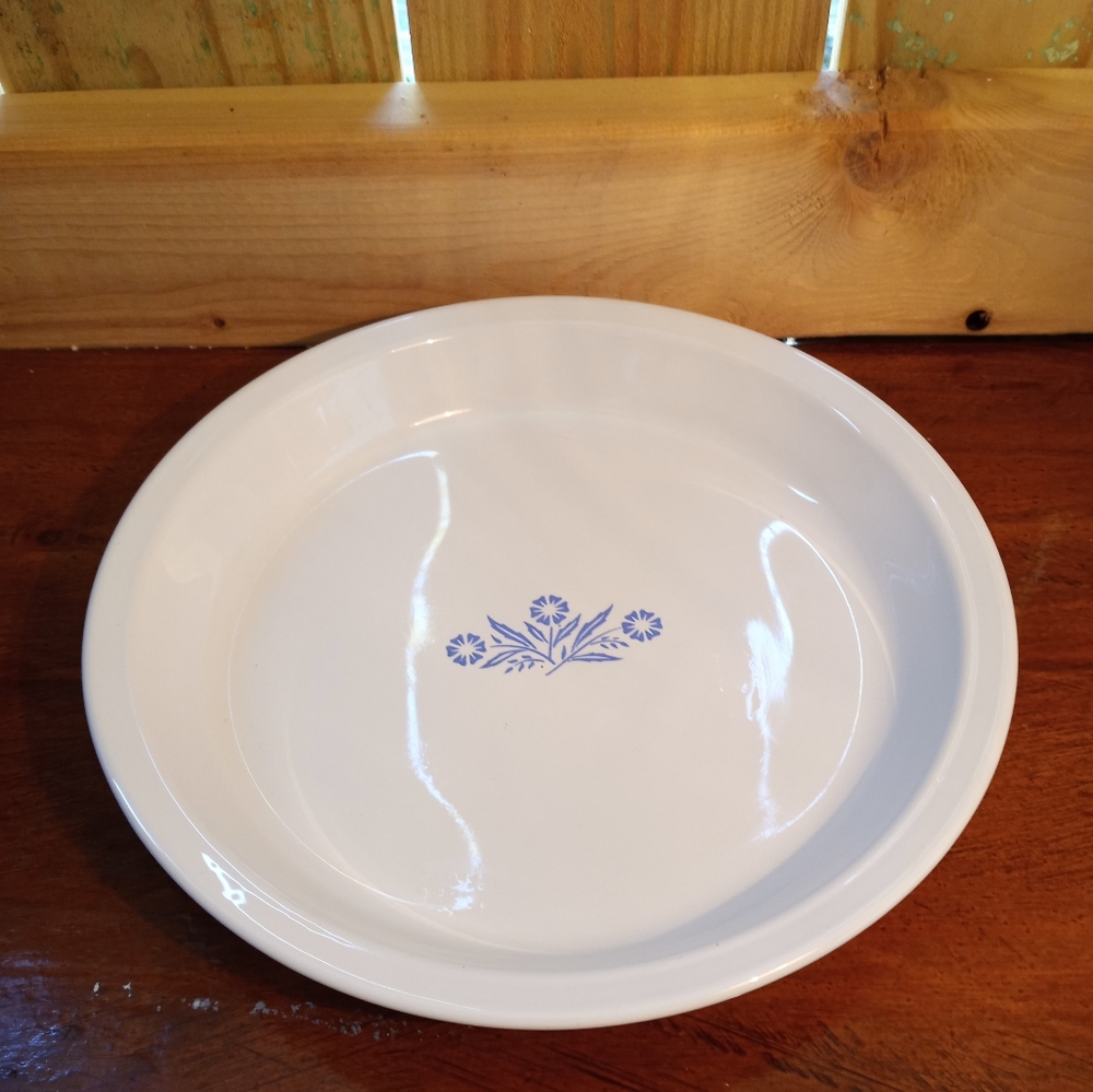 Corelle White Pie Plate with Blue Floral Accent